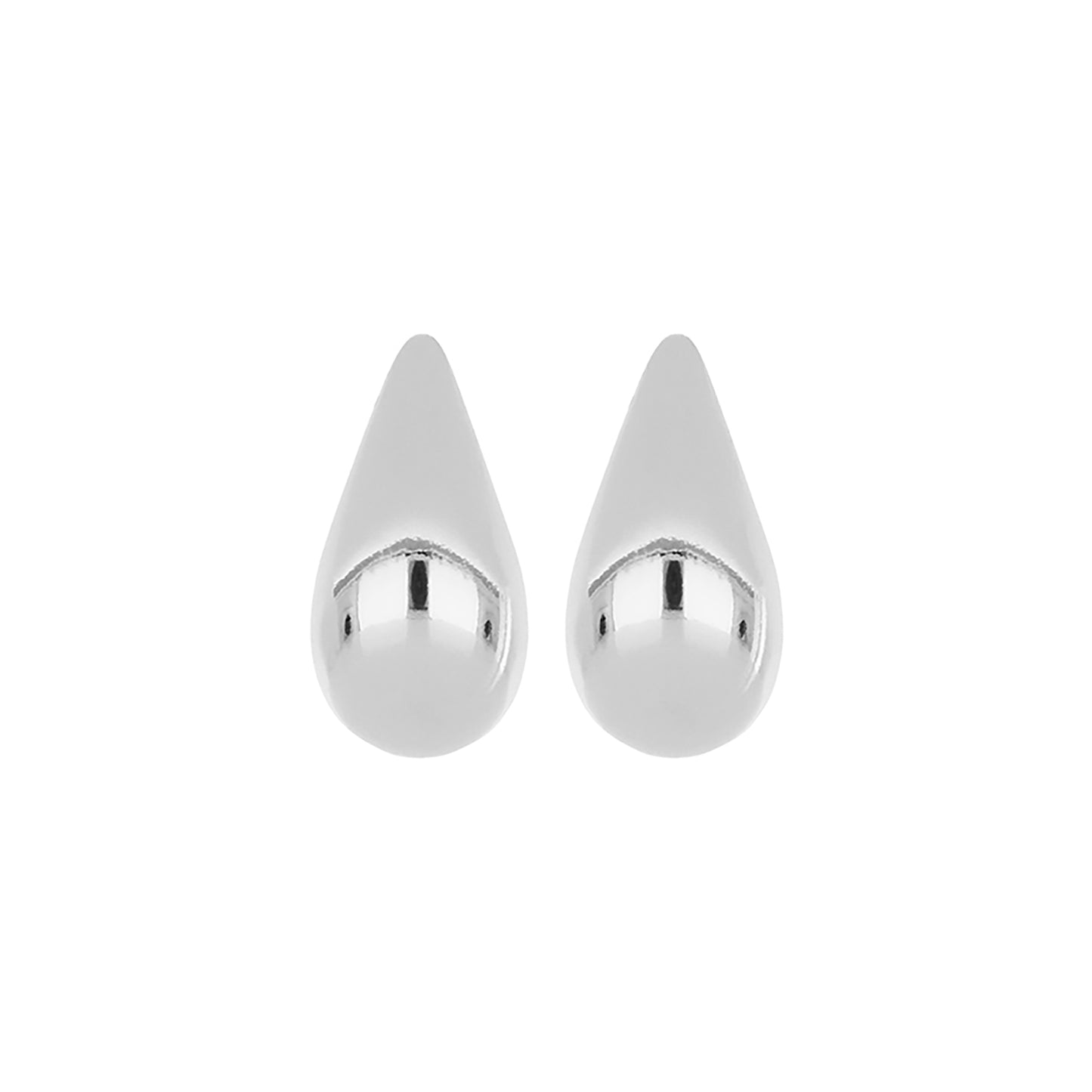 Lizas Ohrstecker in Tropfenform in gold und silber