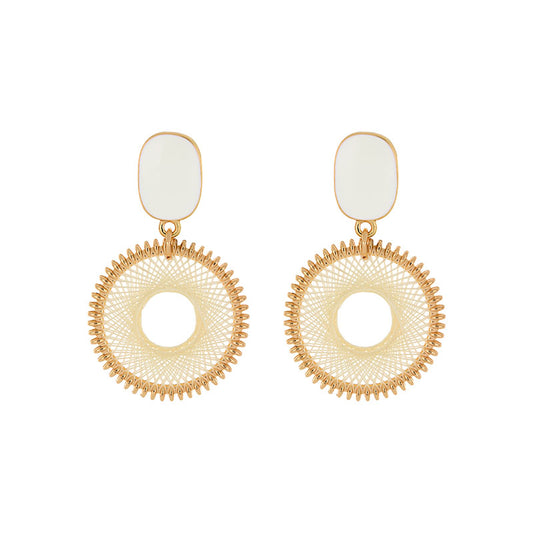 Lizas auffallende Ohrstecker in gold/creme