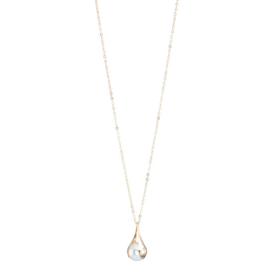 Lizas Halskette mit Perlenanhänger in Tropfenform in gold und silber
